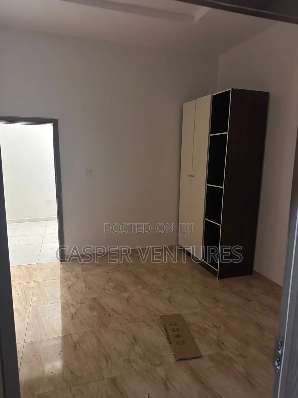 1bdrm Shared Apartment in Van Daniels, Lekki Phase 2 for rent