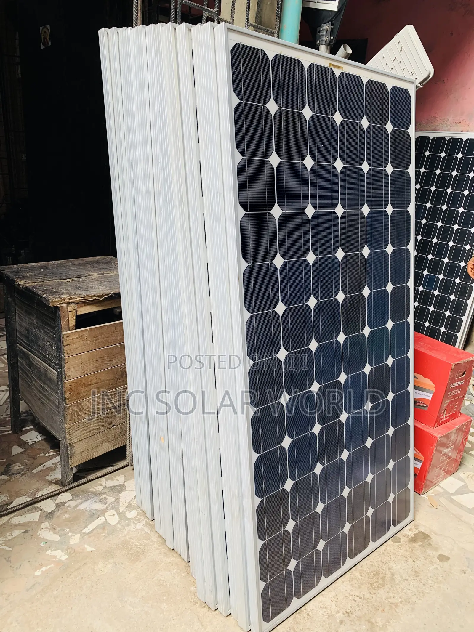 300w Solar Panels Canadians Mono 72cell