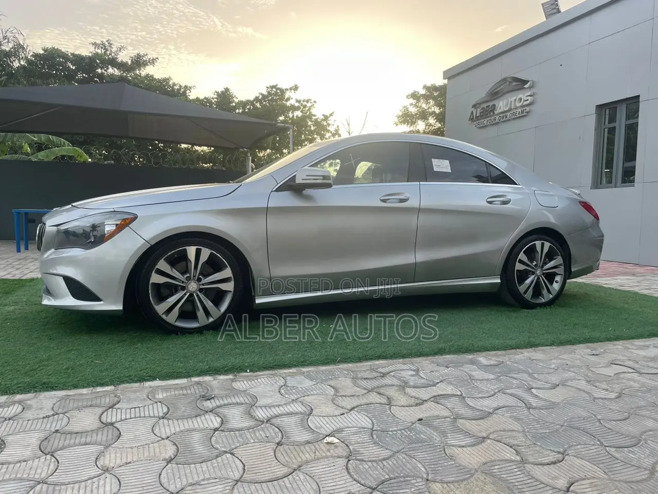 Mercedes-Benz CLA-Class CLA 250 Sedan 2016 Silver