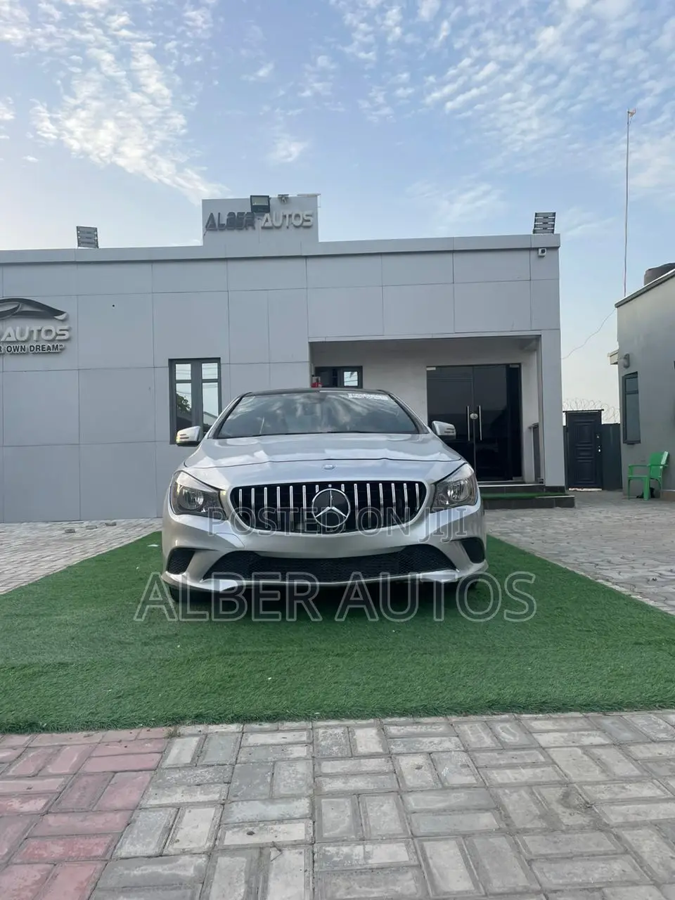 Mercedes-Benz CLA-Class CLA 250 Sedan 2016 Silver
