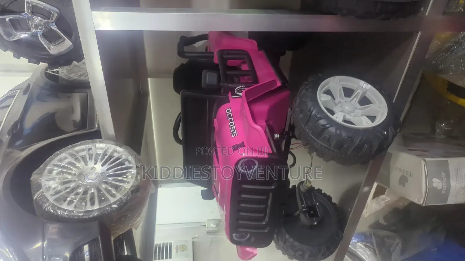 Nissan Kiddies Toy Car