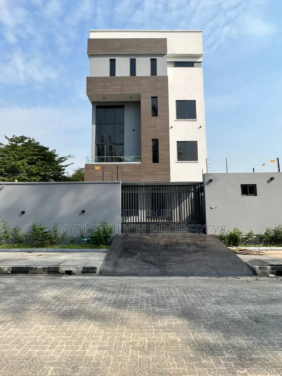 5bdrm Duplex in Ikoyi Lagos, Banana Island for sale