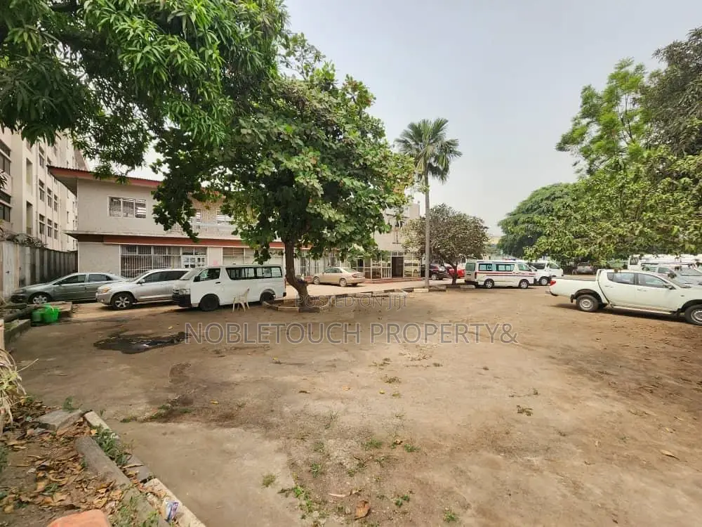 Block of Flats on 3acres at Ikeja Lagos