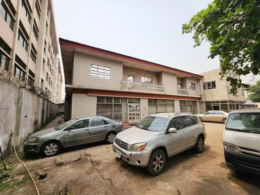 Block of Flats on 3acres at Ikeja Lagos