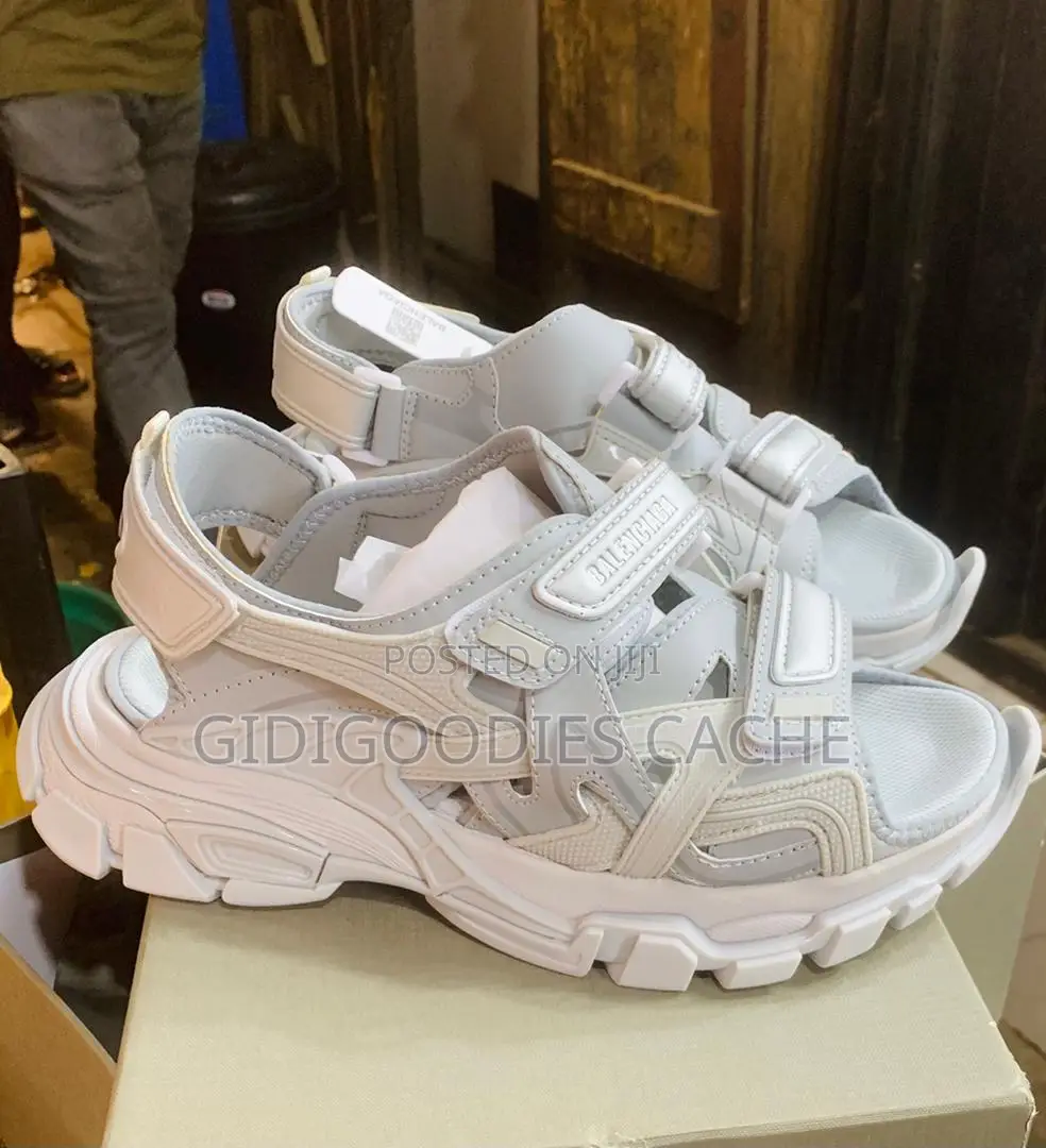 Balenciaga Luxury Sandals/Slides