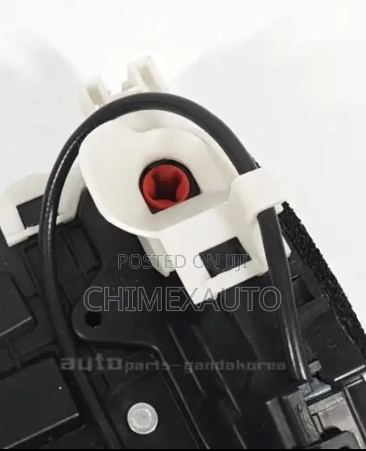 2011-2015 Kia Sorento Front Door Lock Actuator Drive Side