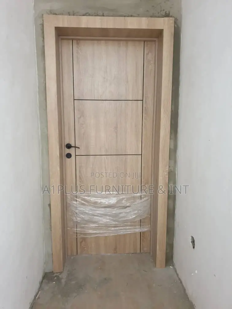 Internal Flush Door With Grooves