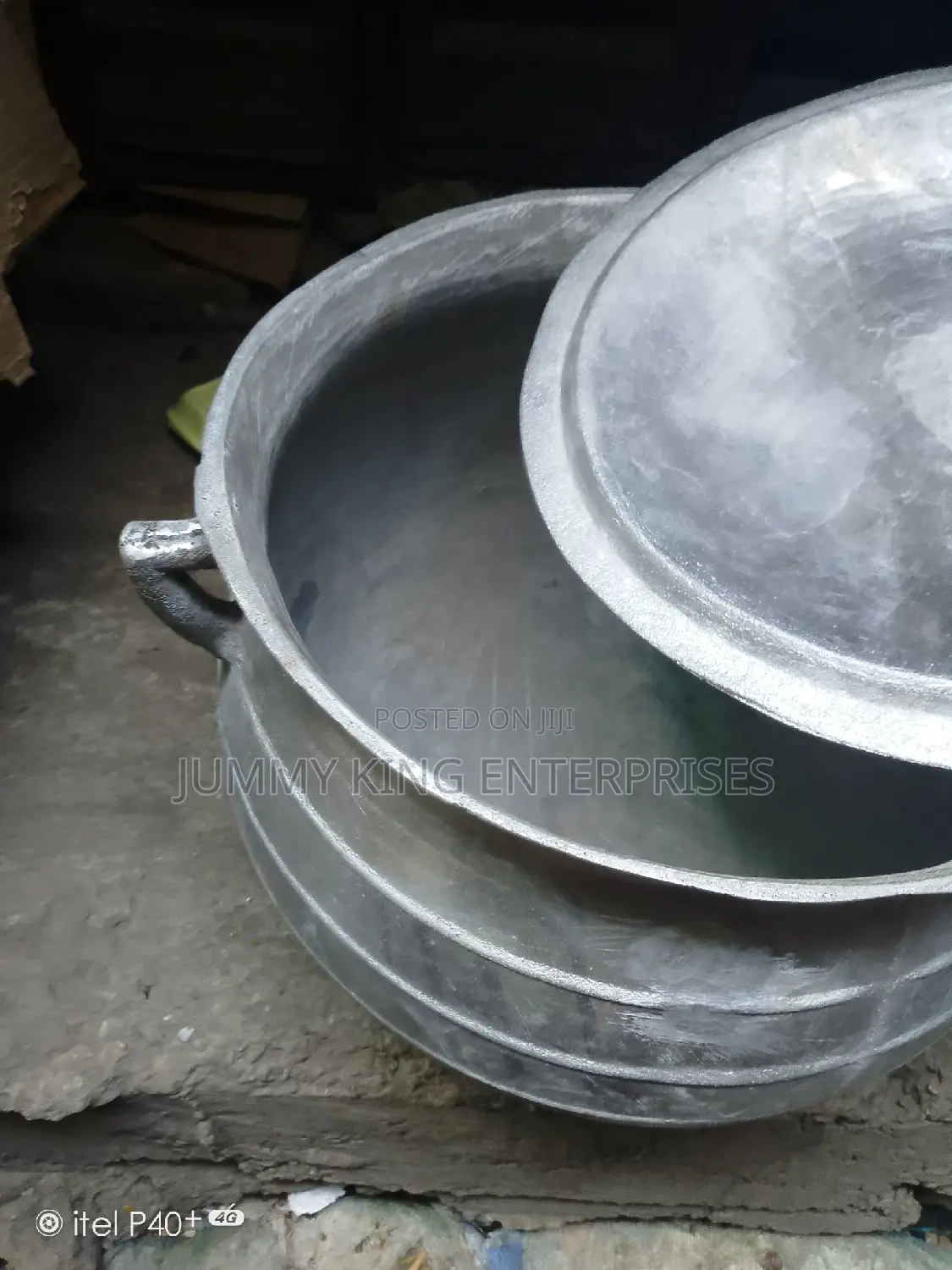 Cast Iron Pot
Ikoko Irin
