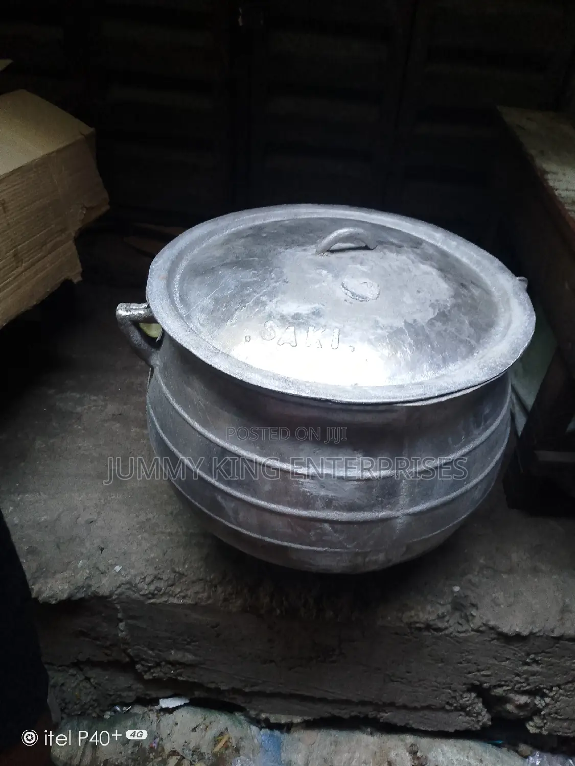 Cast Iron Pot
Ikoko Irin