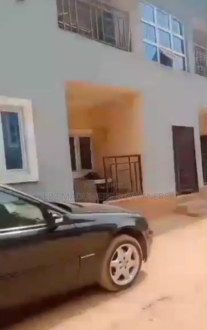 14bdrm Block of Flats in Trans Ekulu , New for sale