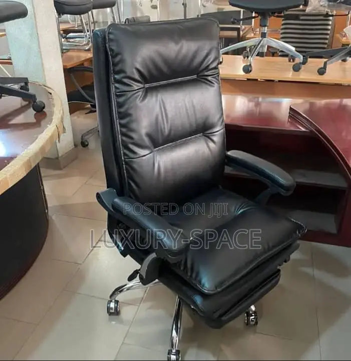 Executive Office Chair With Footrest