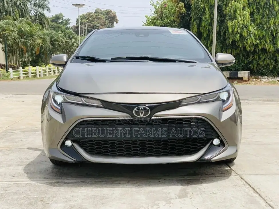 Toyota Corolla 2019 Brown