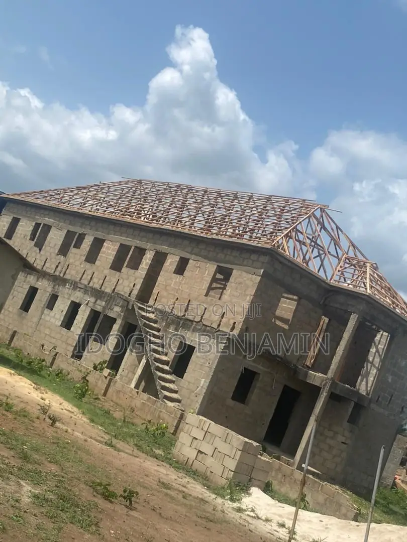 Professional Carpenter Work,Roofing, Decking and Parapet.