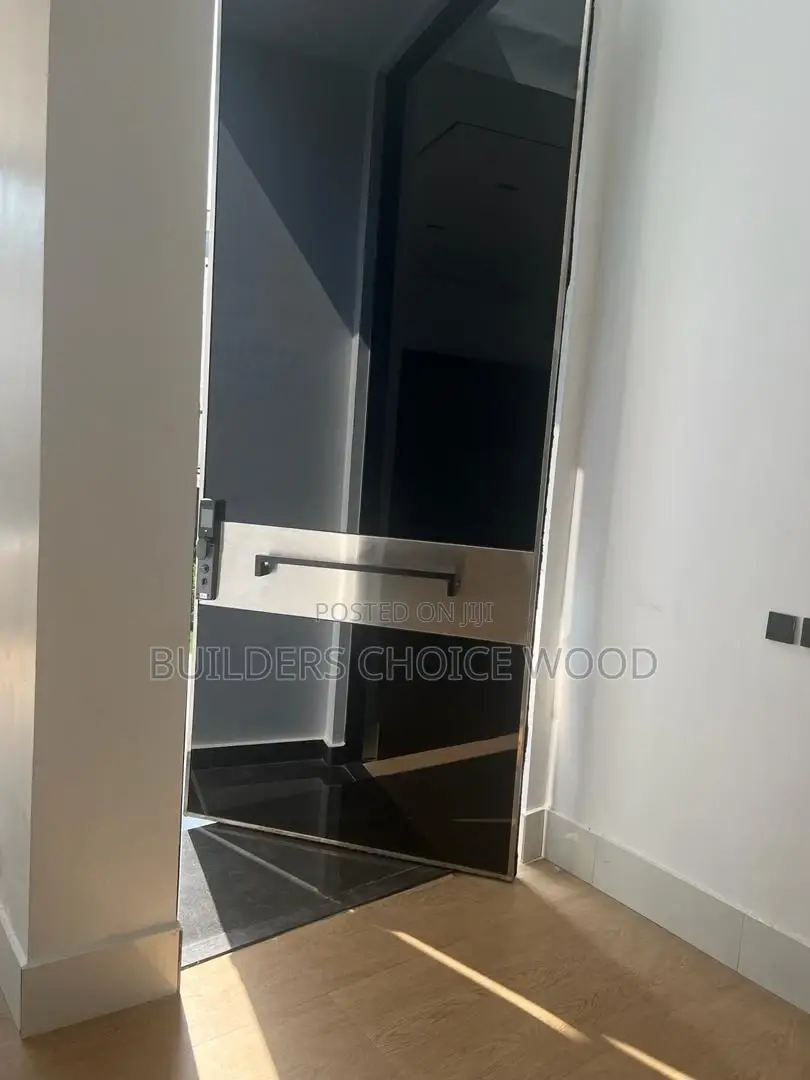 Pivot Chrome and Black Door
