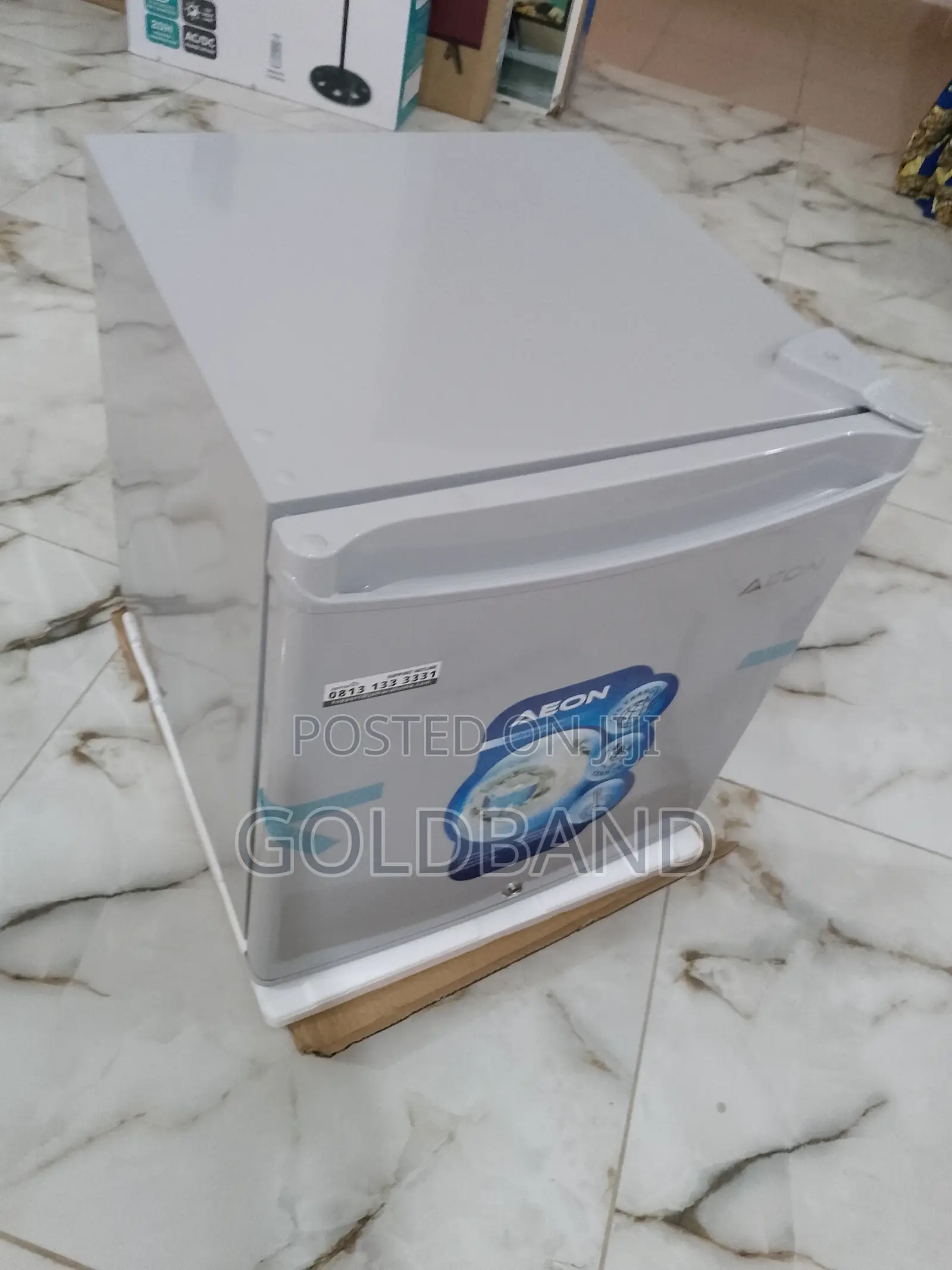 Quality 45L Aeon Refrigerator (Bedside)