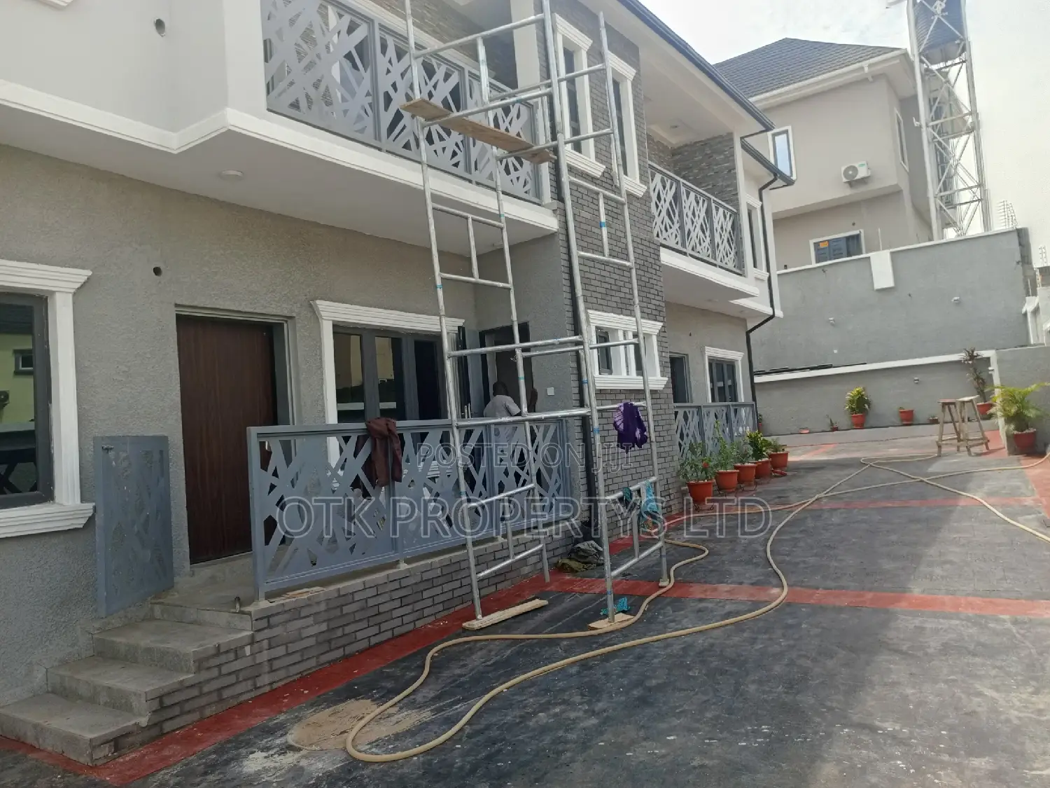 4bdrm Duplex in Fo1, Kubwa for rent