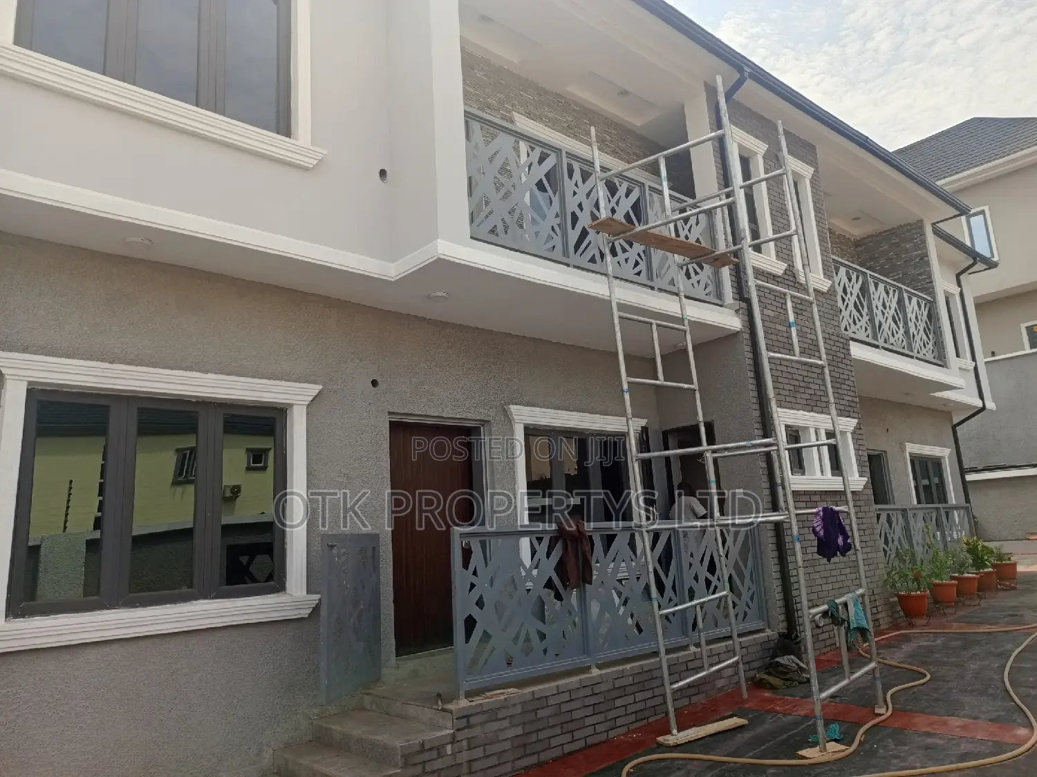 4bdrm Duplex in Fo1, Kubwa for rent