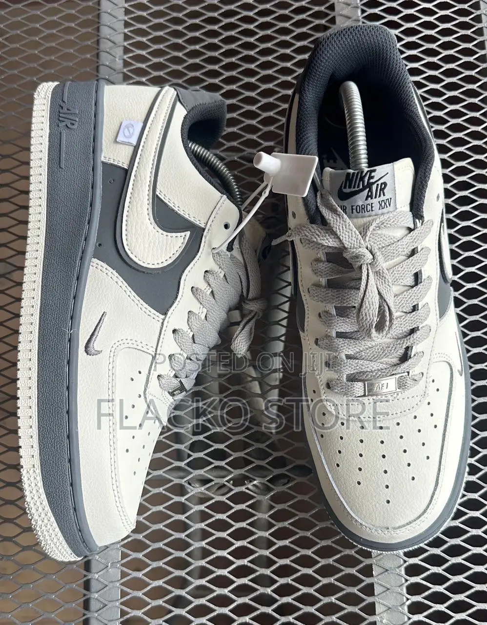 Original Air Force 1 Low Grey Sneakers