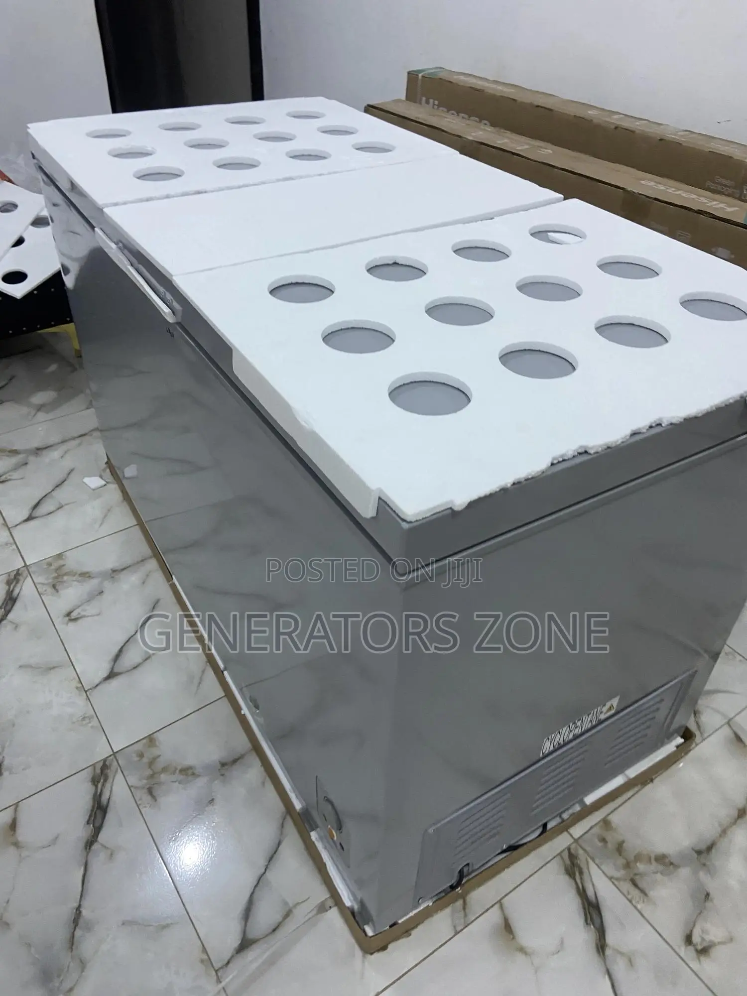 Noiseless Hisense 420ltr Chest Freezer
