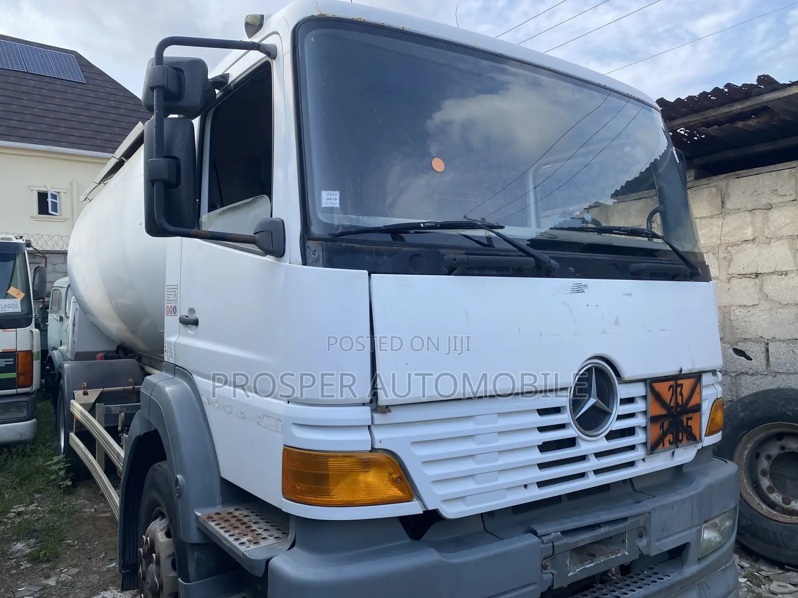 Mercedes Benz Lg(Gas) Truck