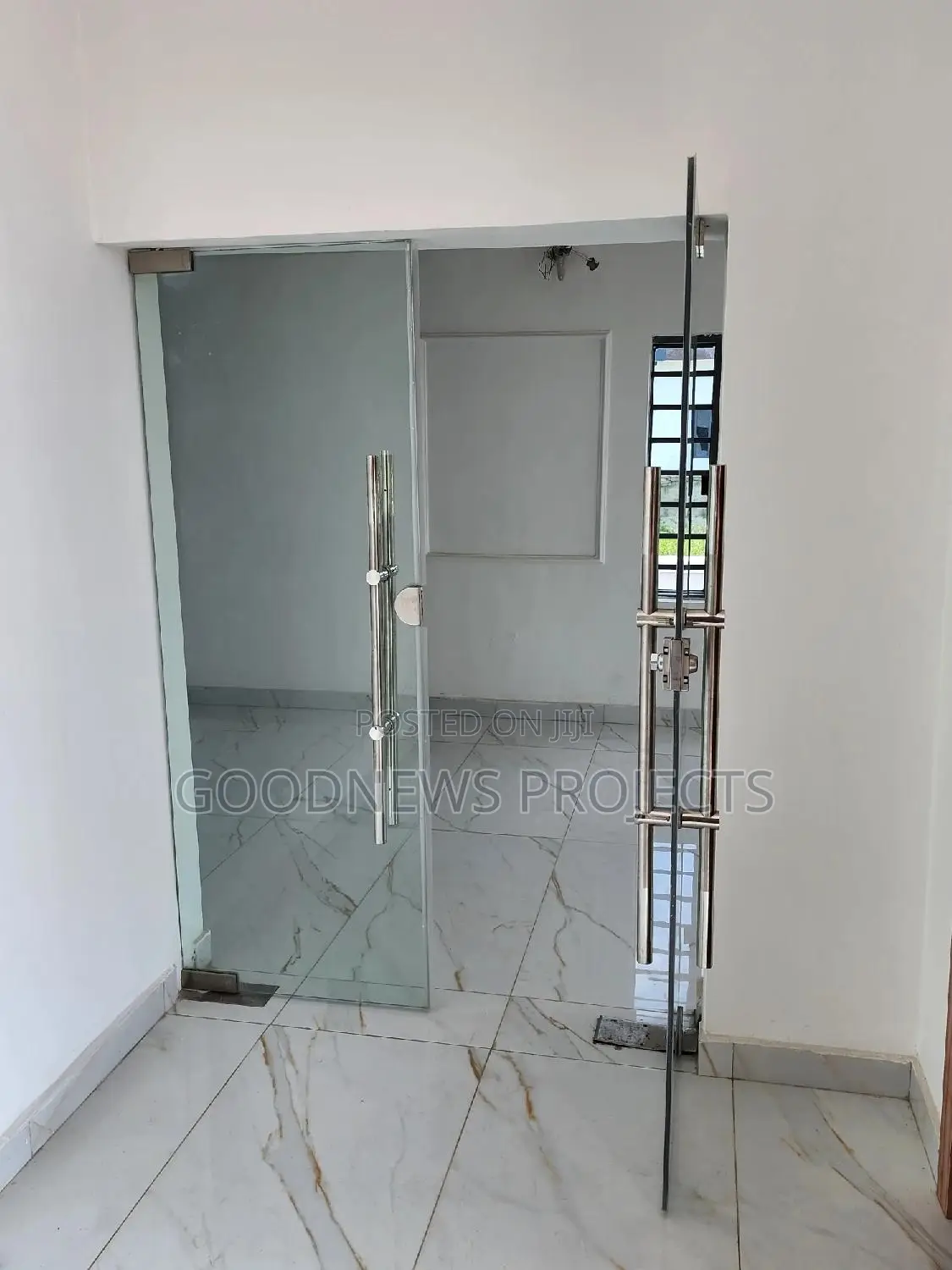 Ante Room Clear Swing Glass Door