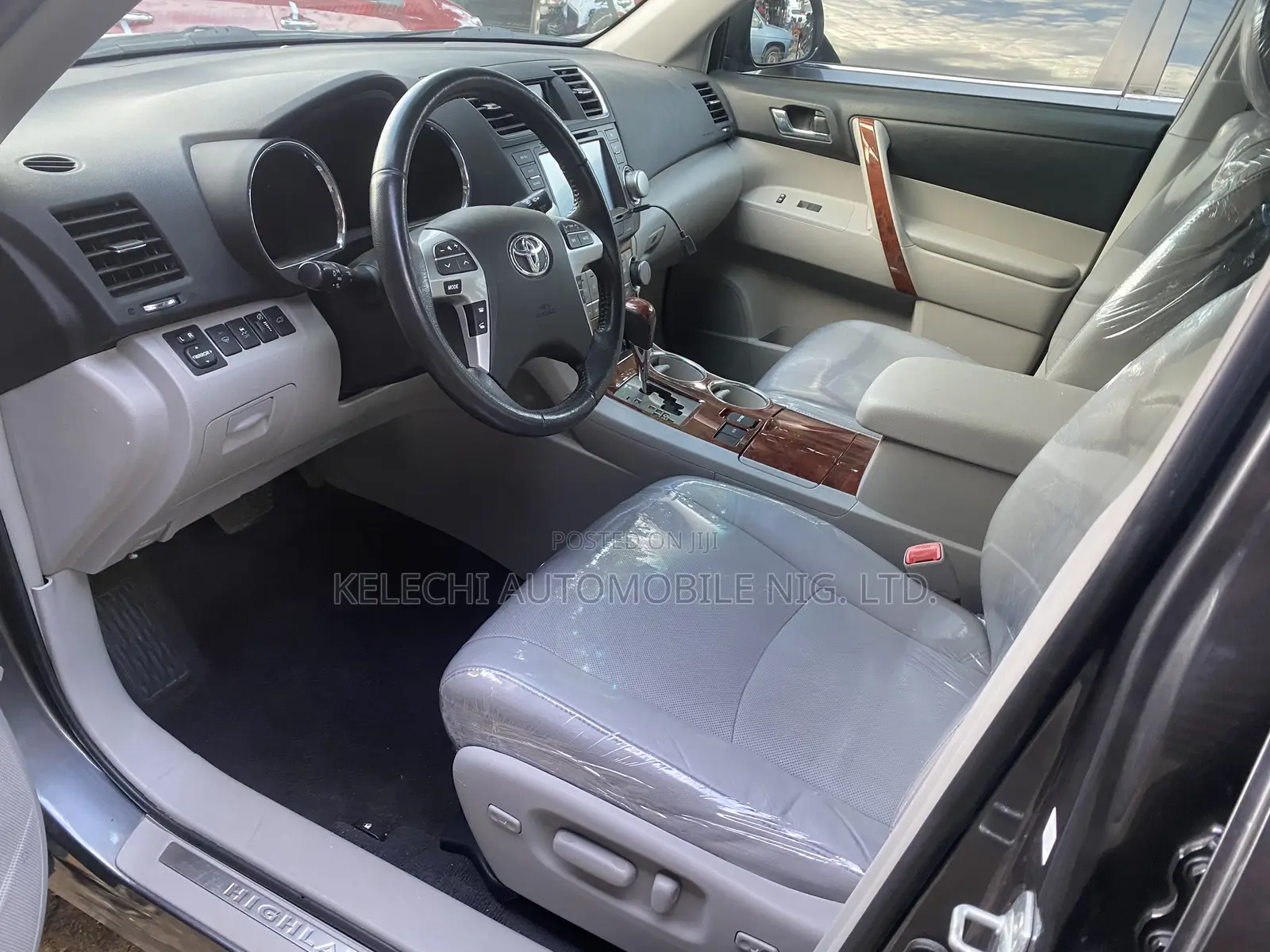 Toyota Highlander Limited 3.5L 2WD 2013 Gray