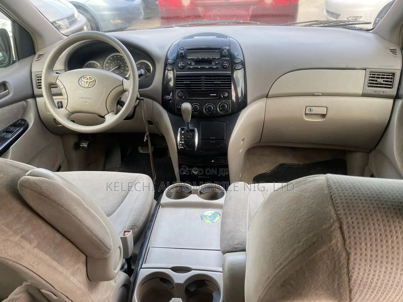 Toyota Sienna XLE AWD 2005 White