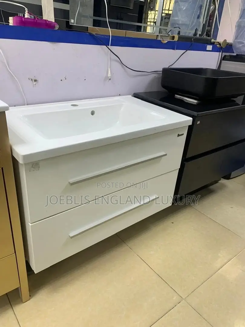 White 80cm Cabinet Basin With Led Mirror