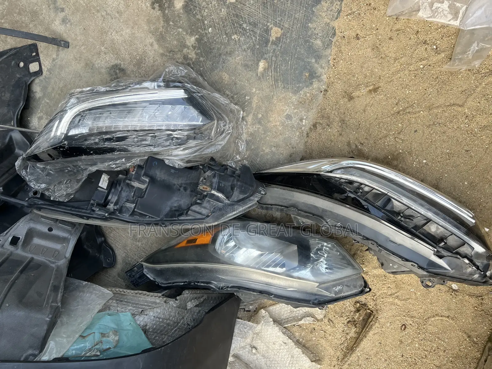 Headlight 2020 Honda HRV Touring