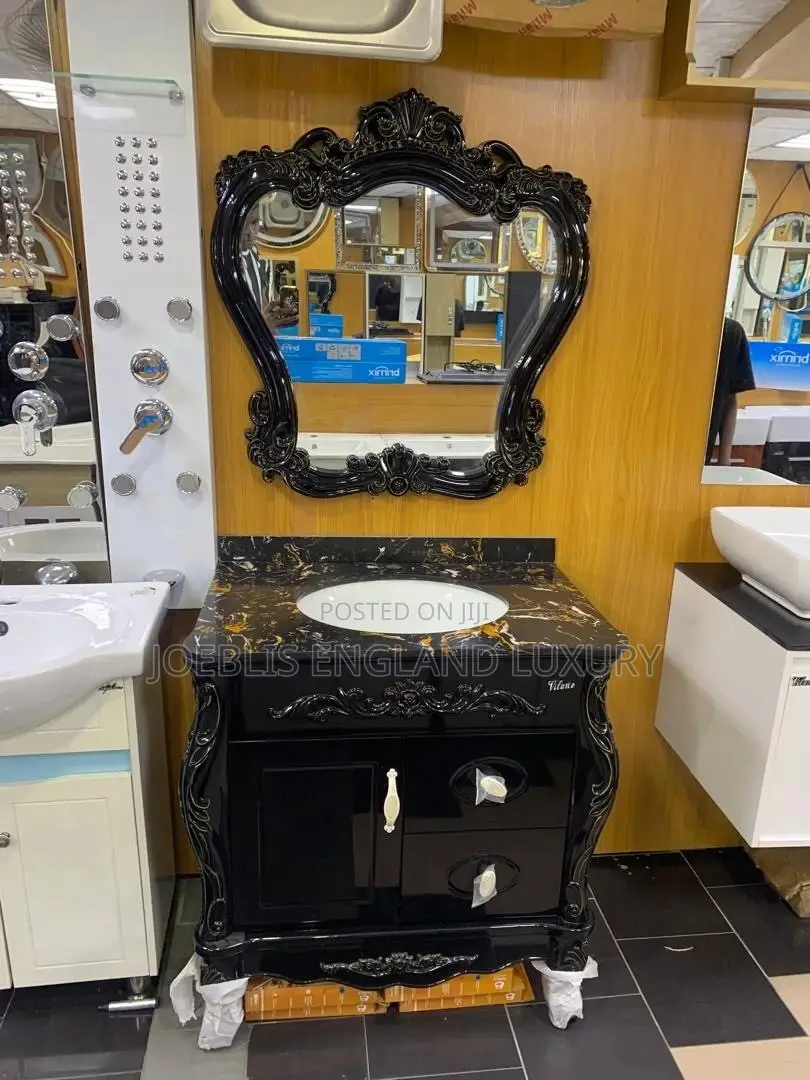 Executive Royal Cabinet 80cm