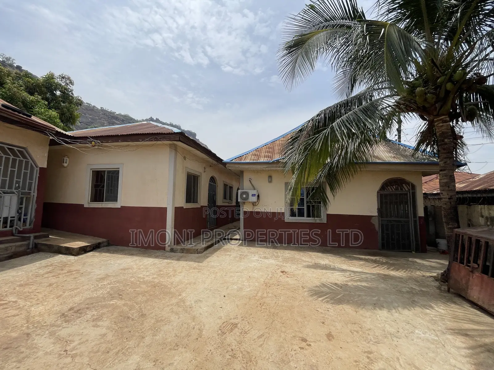 1bdrm Room & Parlour in Sokale, Dutse-Alhaji for rent