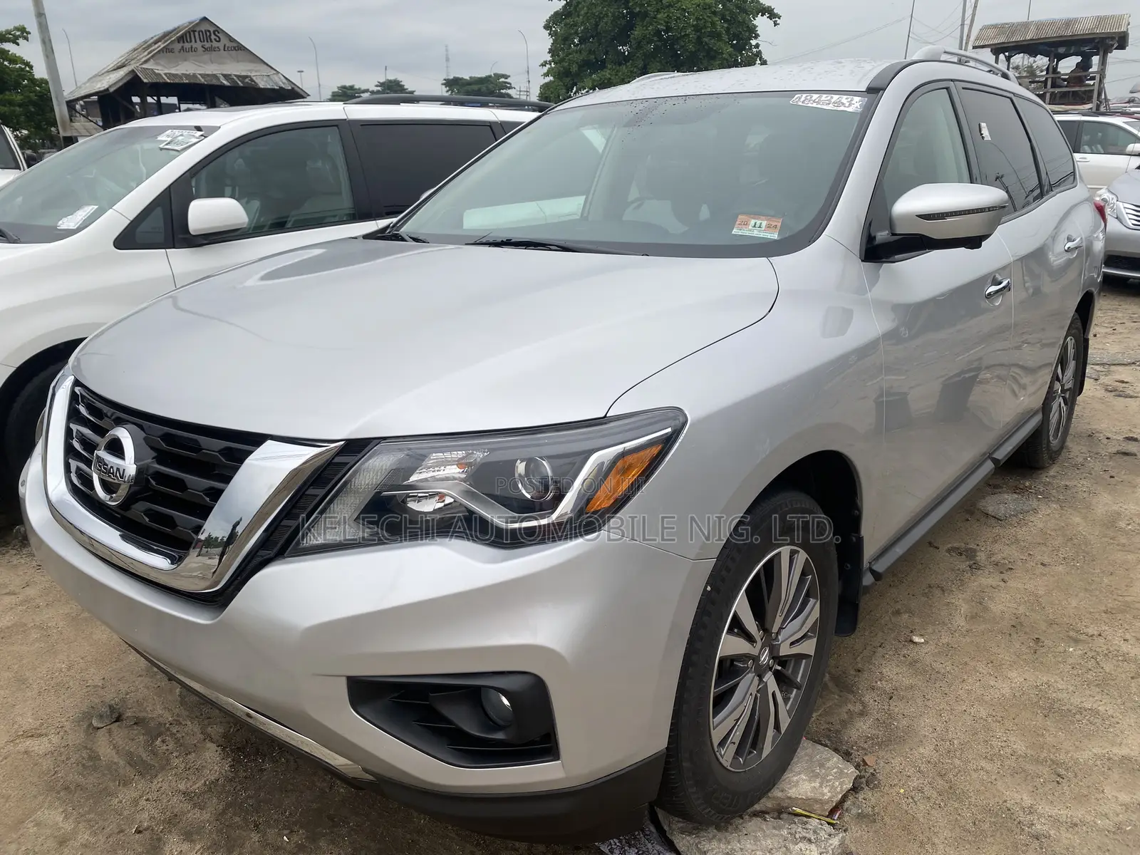 Nissan Pathfinder SL 4dr 4x4 (3.5L 6cyl) 2017 Silver