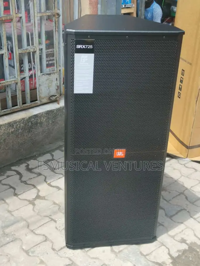 JBL SRX725 Dual 15 Inch High Power 2-Way Passive Speakers