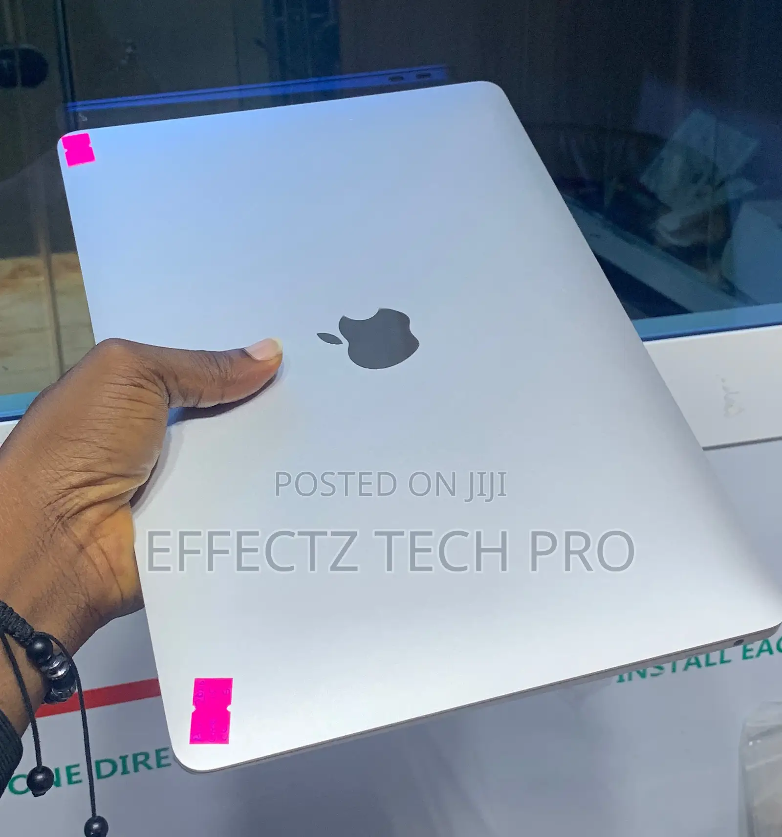 Laptop Apple MacBook Air 2020 8GB Intel Core I5 SSD 256GB