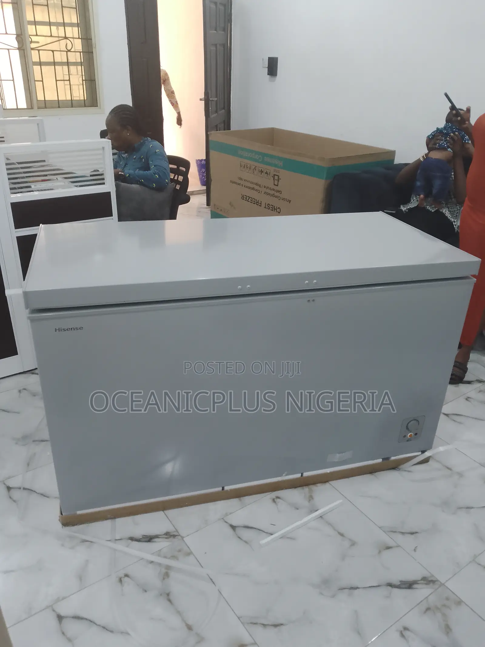 Kitchen Friendly Hisense Chest Freezers 420 Liters