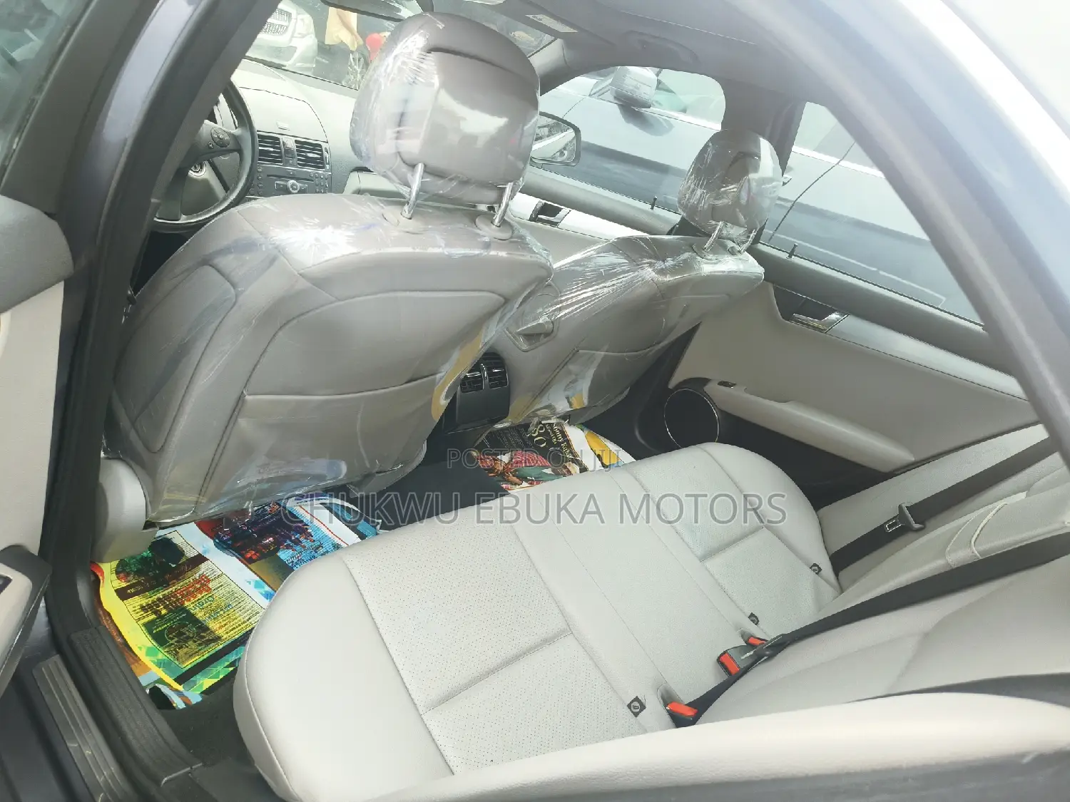 Mercedes-Benz C300 2010 Gray