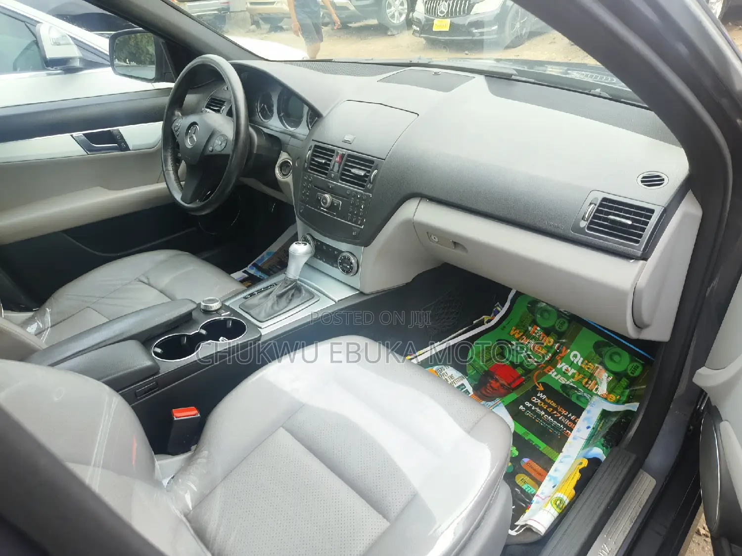 Mercedes-Benz C300 2010 Gray