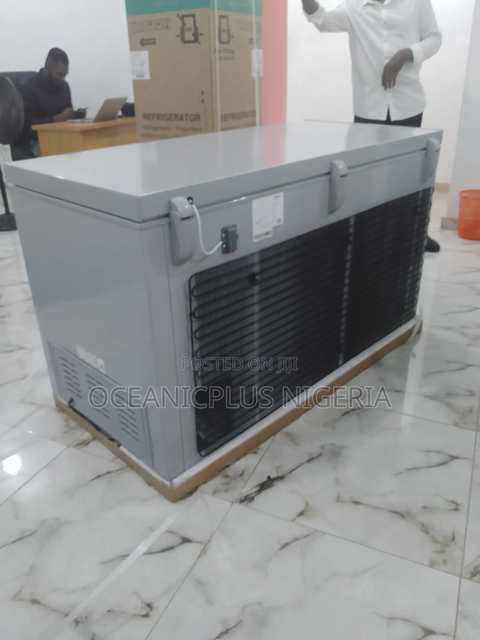 420 Liters -Hisense -Chest Freezer With Power Inducation
