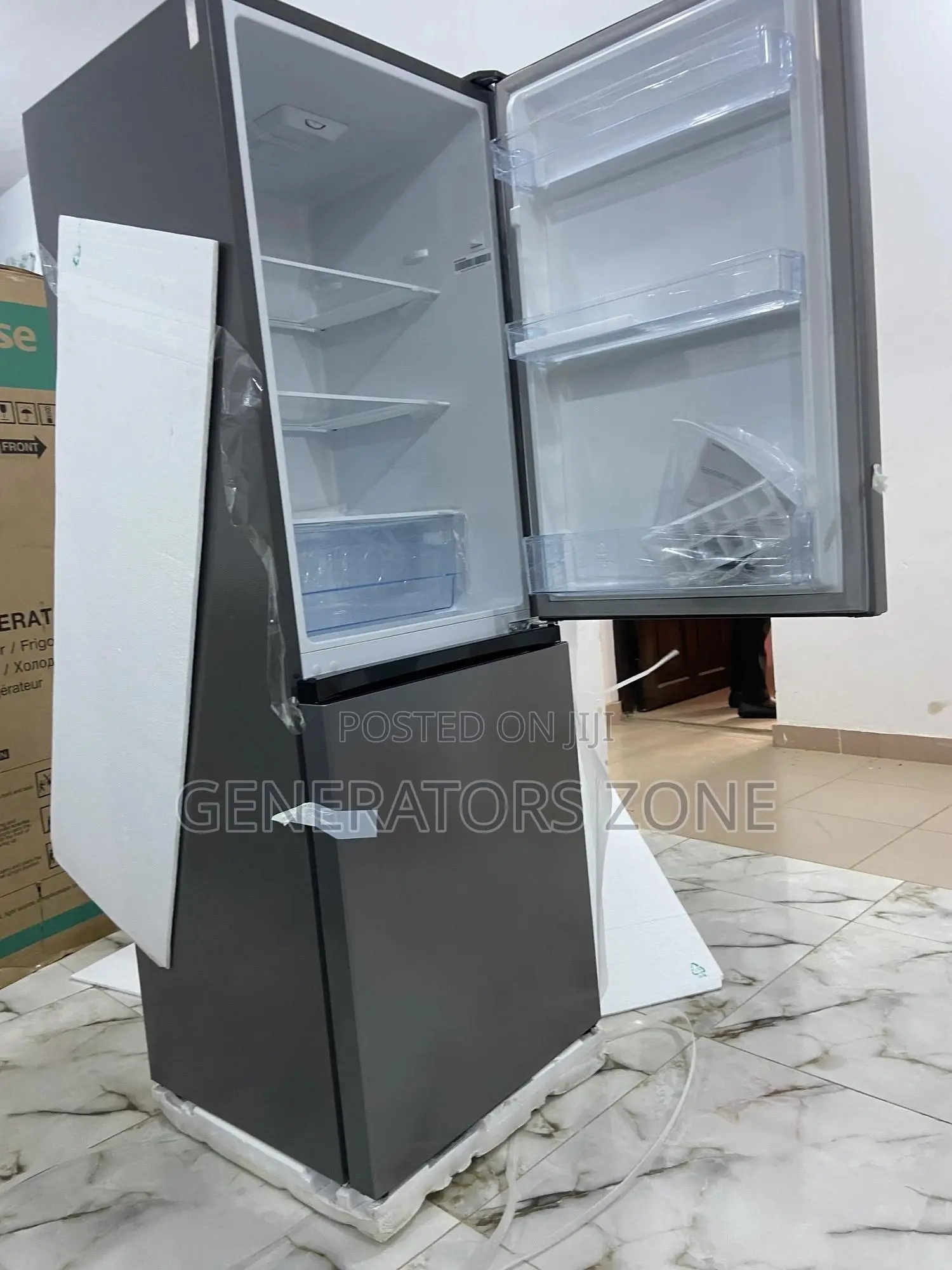 New in Hisense Bottom Freezer Refrigerator