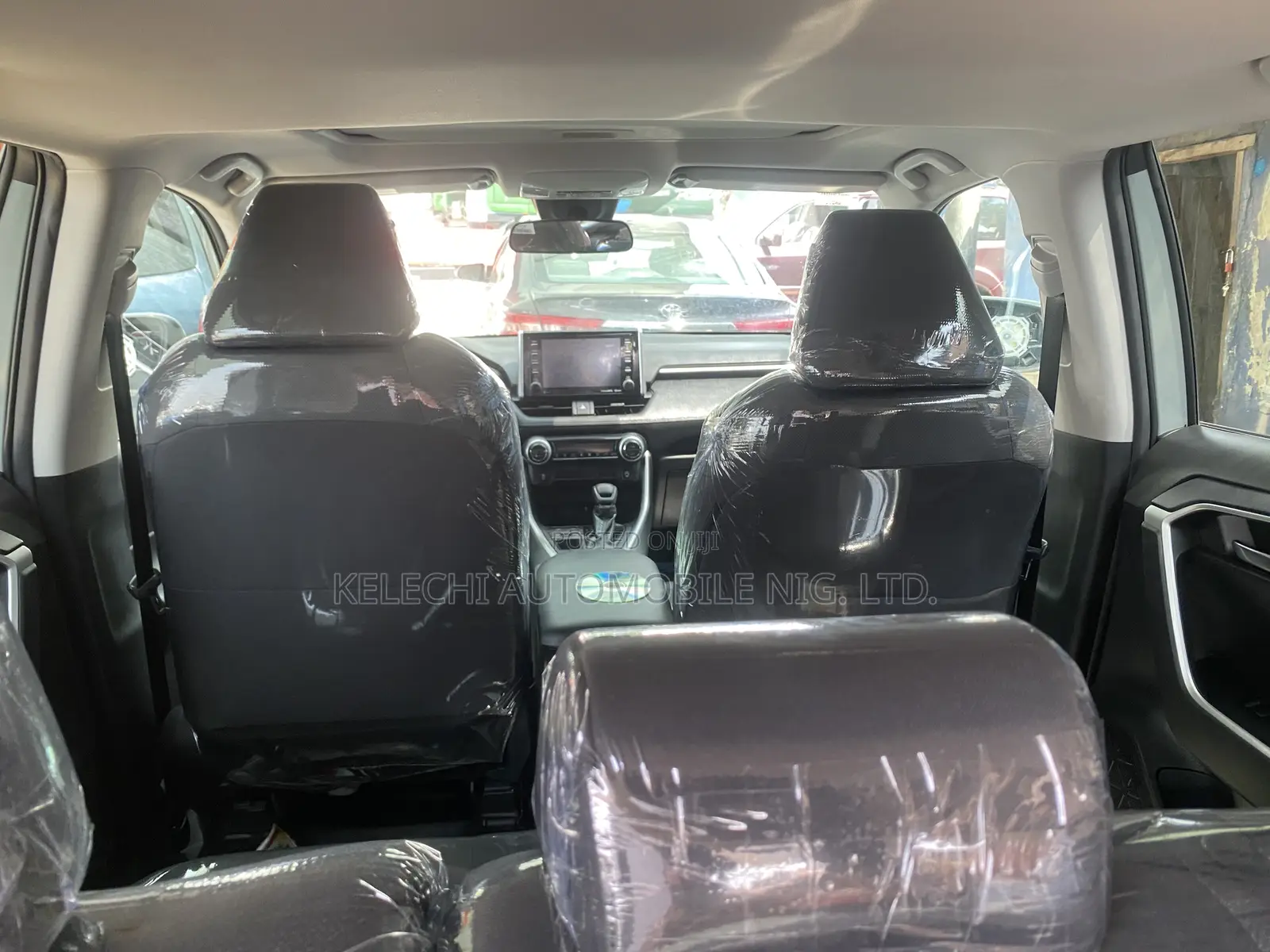 Toyota RAV4 XLE AWD 2020 Silver