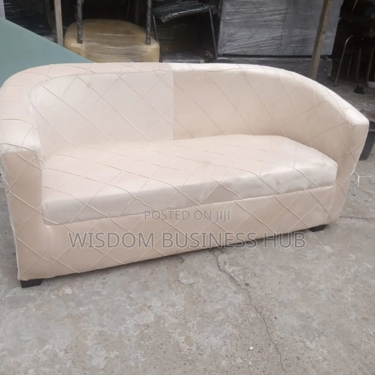 Fabric 3 Seaters Bucket Chair