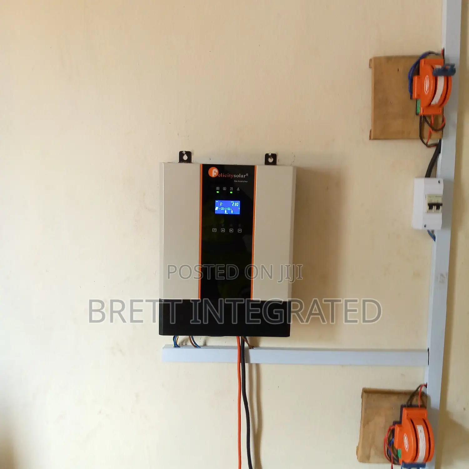 Sales and Installation of Solar Inverter System