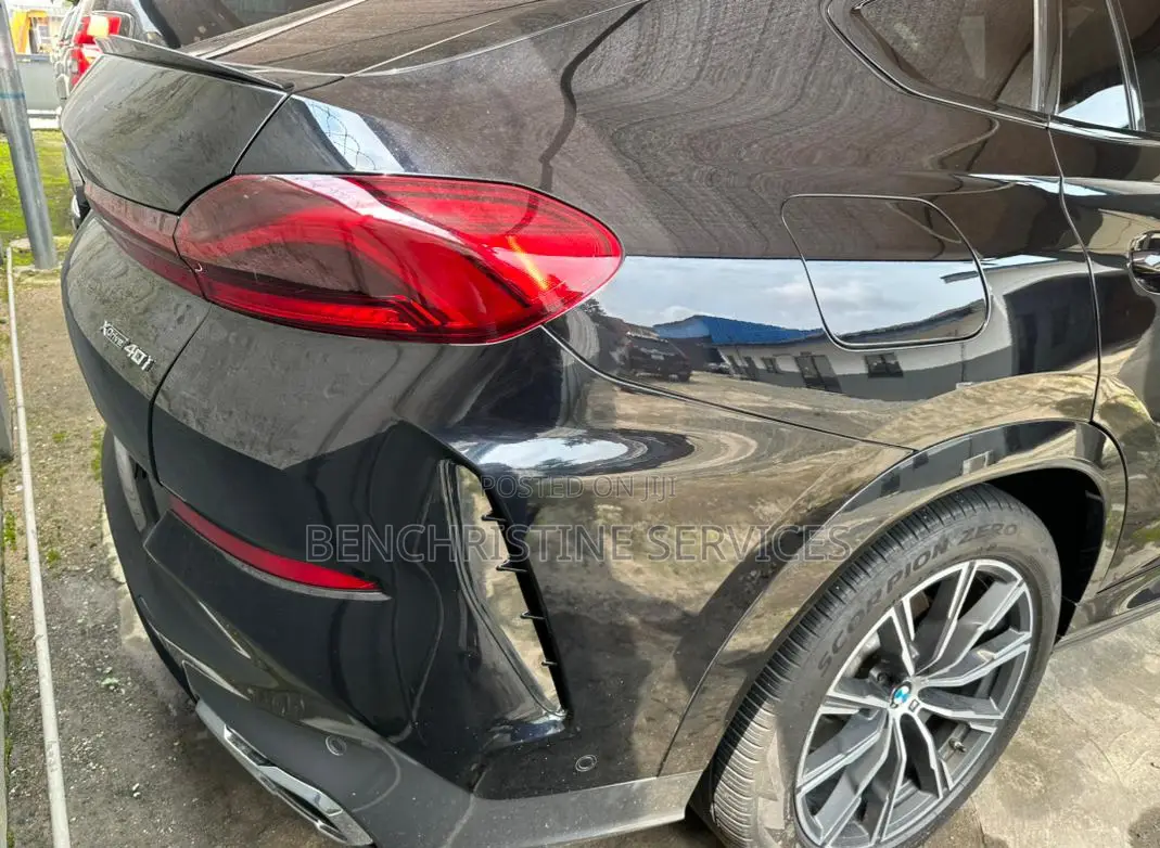 BMW X6 xDrive50i AWD 2020 Black
