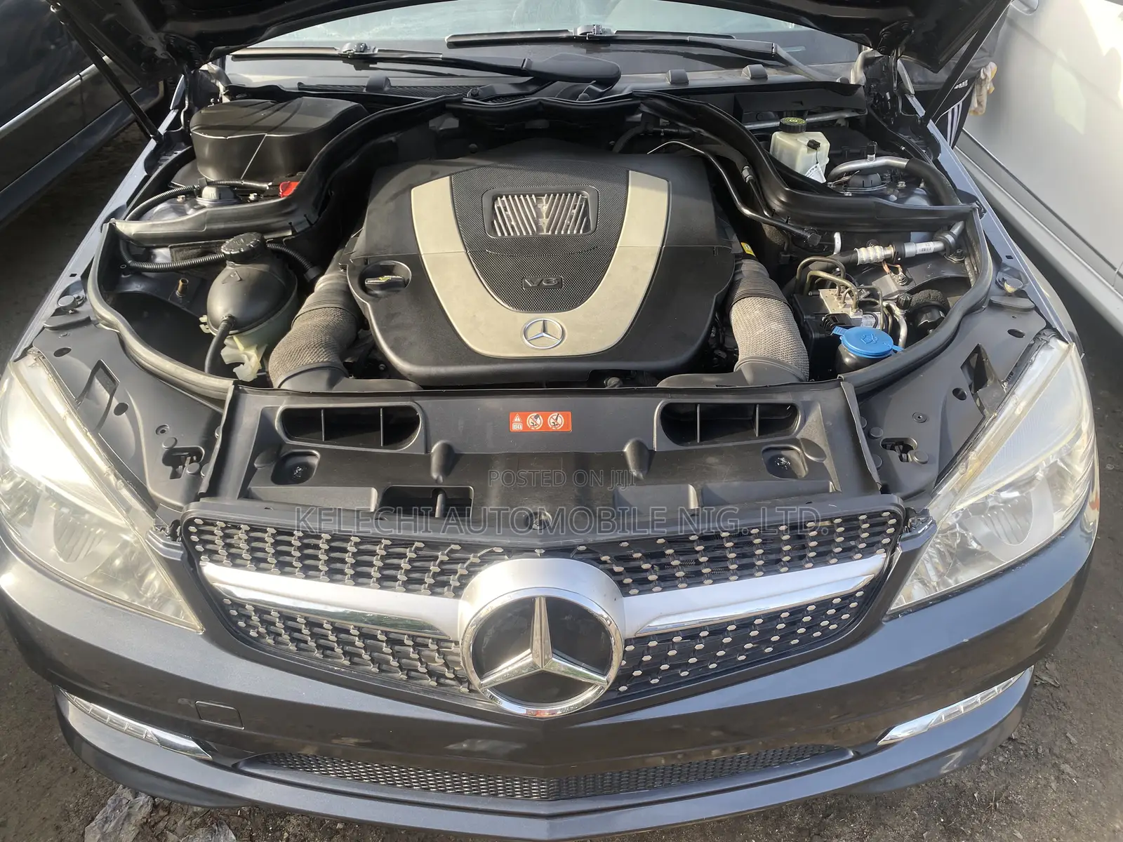 Mercedes-Benz C300 2009 Gray