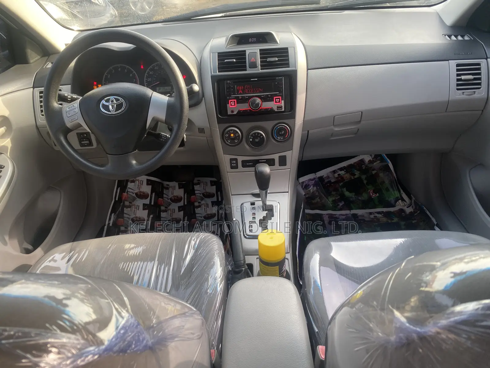 Toyota Corolla 2012 Silver