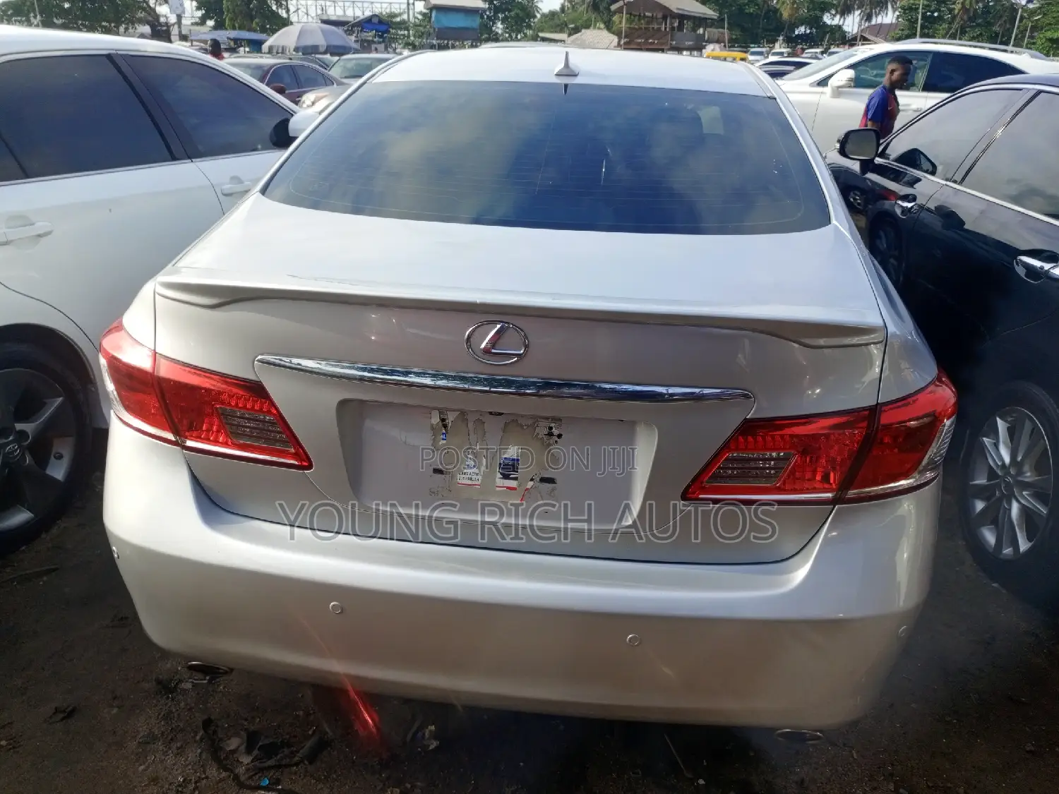 Lexus ES 350 2011 Silver