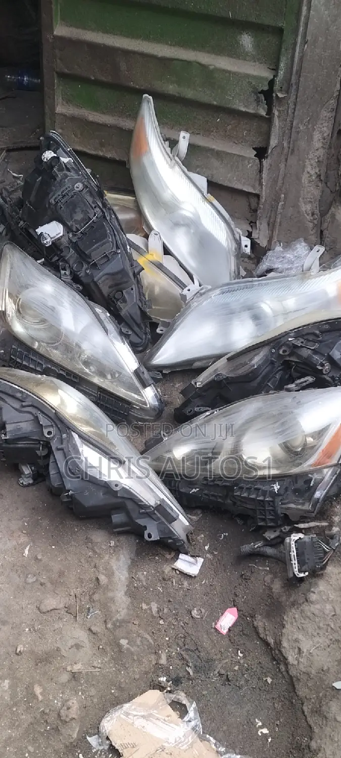 All Types of Headlight for Lexus Available