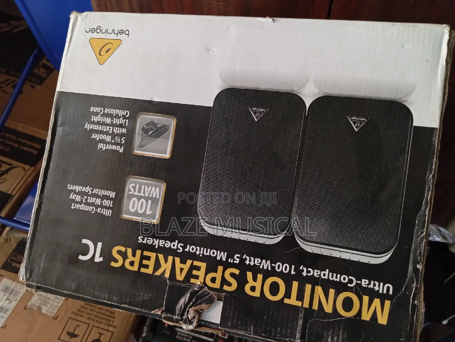 Behringer Monitor Speaker