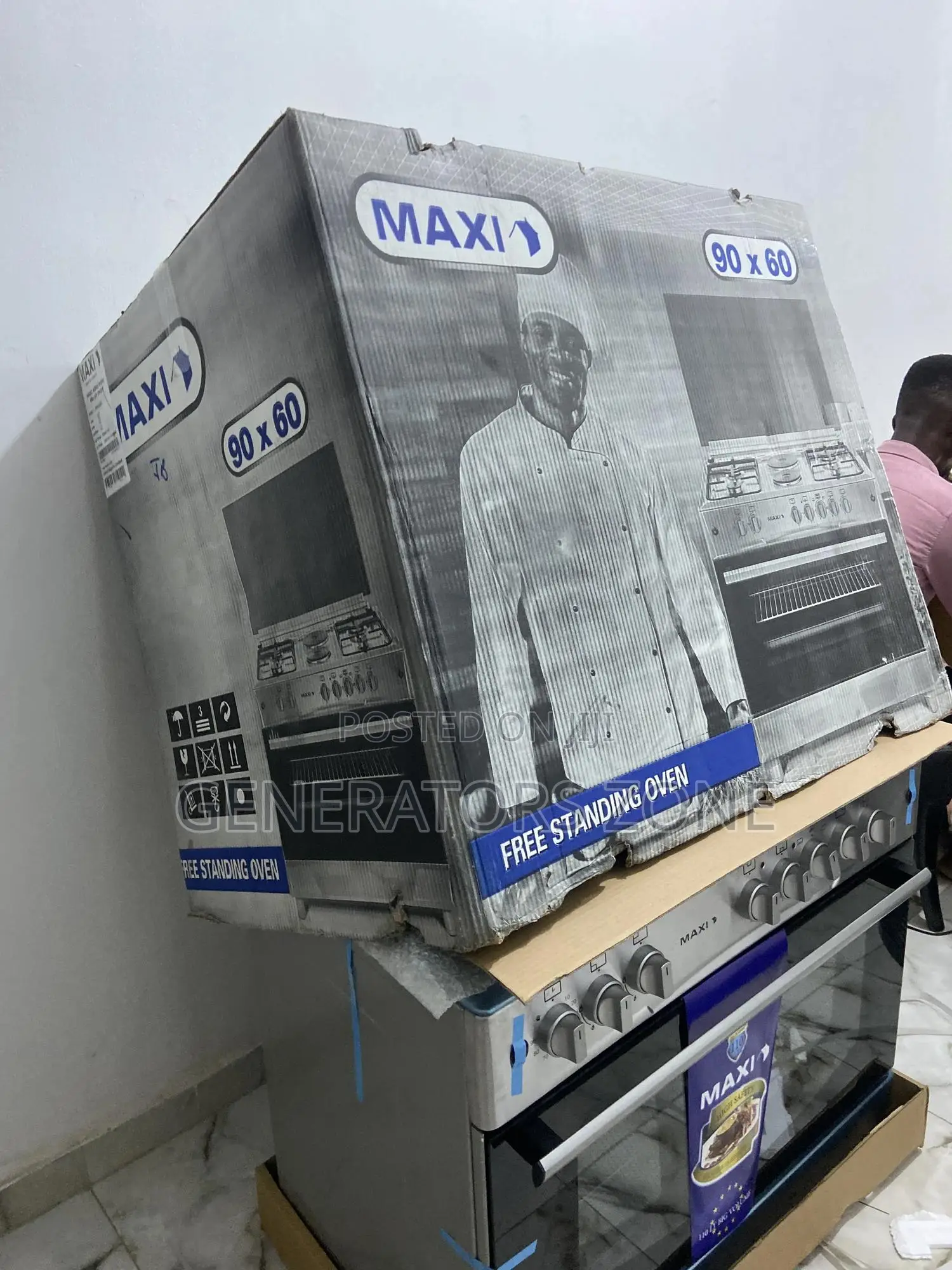 Brand New 4+2 Maxi Cooker With Oven
