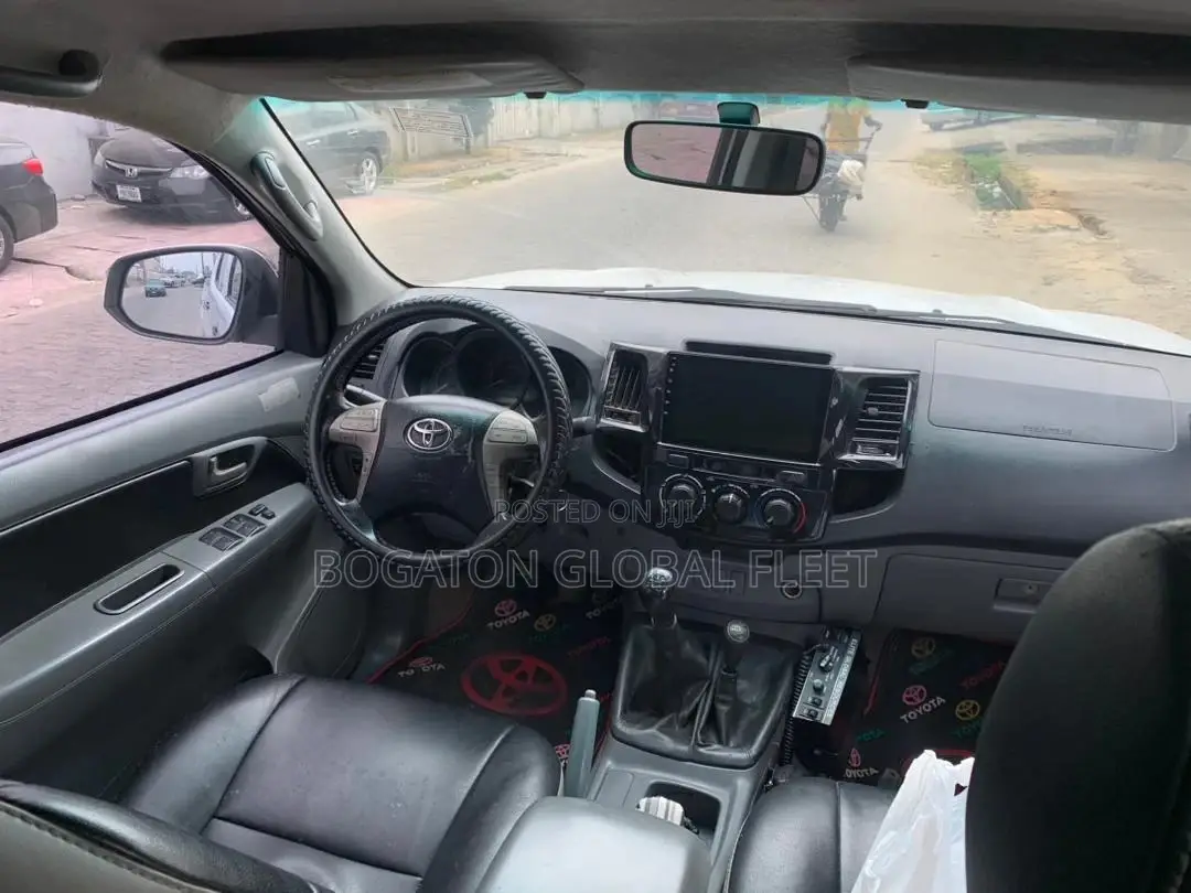 Hilux Hire
